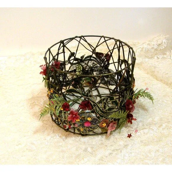 Enchanted Woodland Basket - Picture 2 of 8